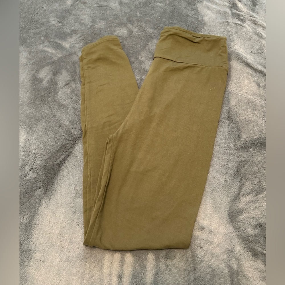 Simple Addiction Dark Olive Leggings
